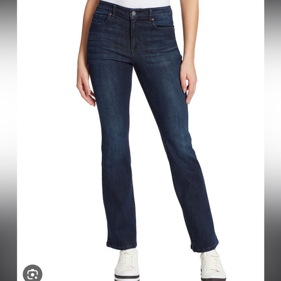 William Rast Midrise Crop Boot Cut - Picture 7 of 7